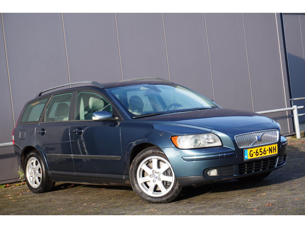 41491132-2.jpg