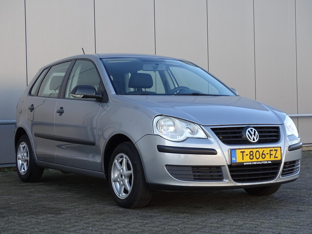 42593475-3.jpg