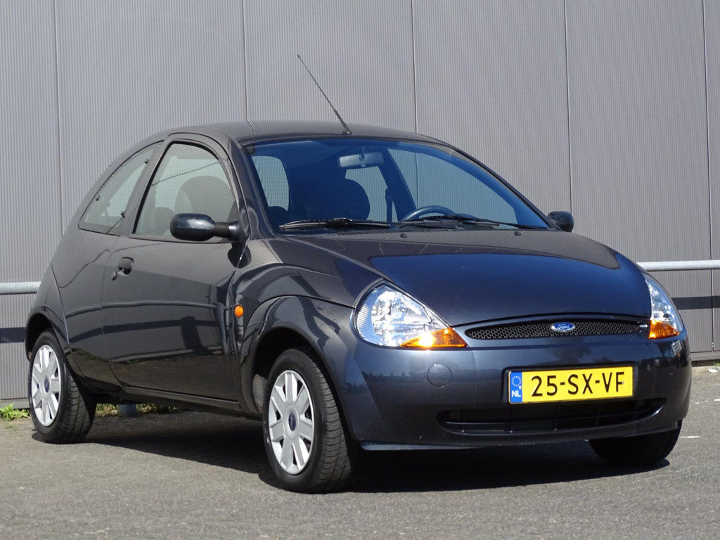 44408611-3.jpg
