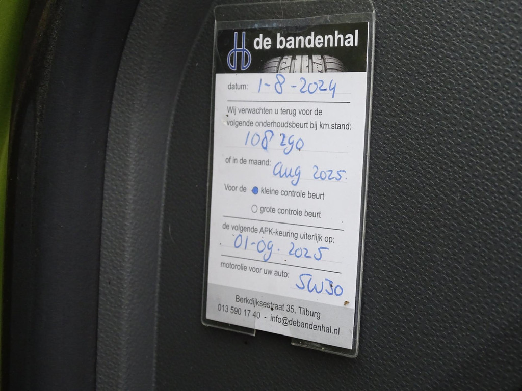 44482503-15.jpg