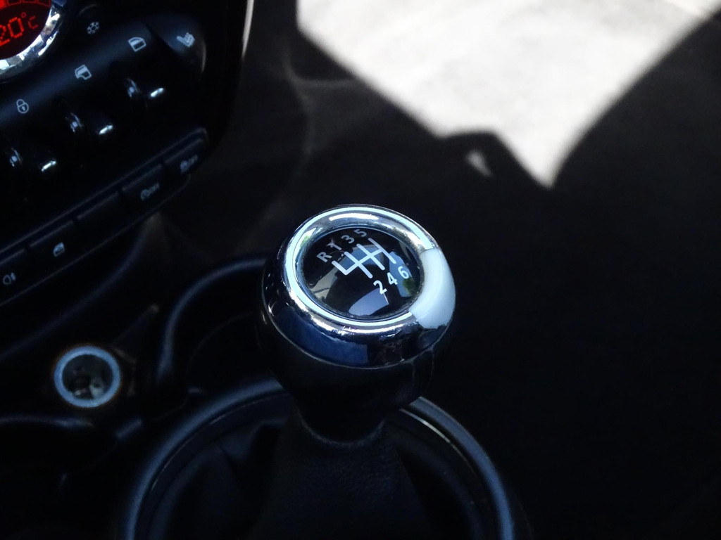 44716190-14.jpg