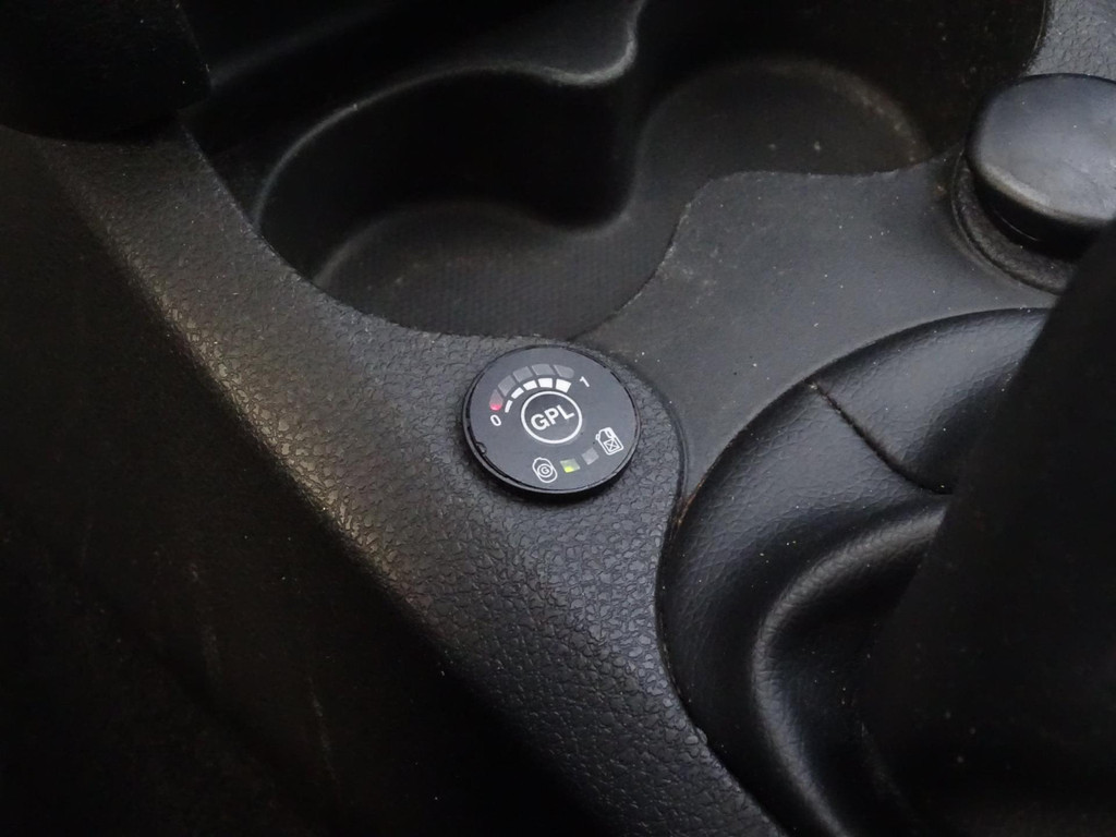 44990800-12.jpg