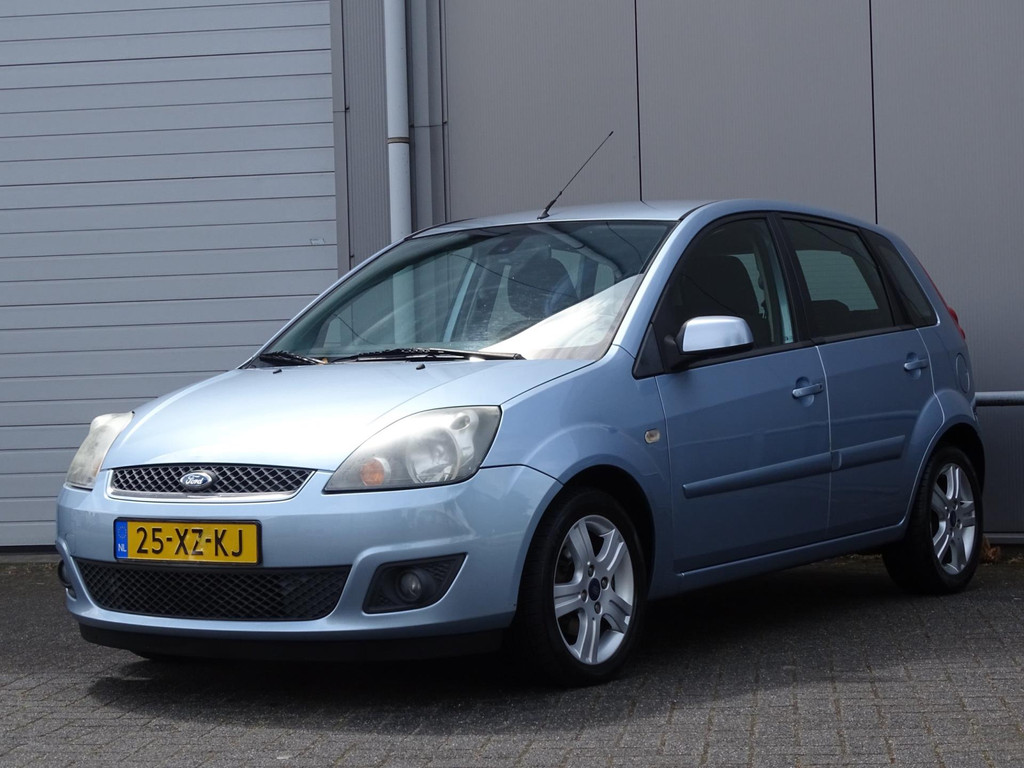 45104933-4.jpg