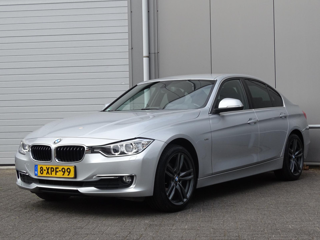 45132040-5.jpg