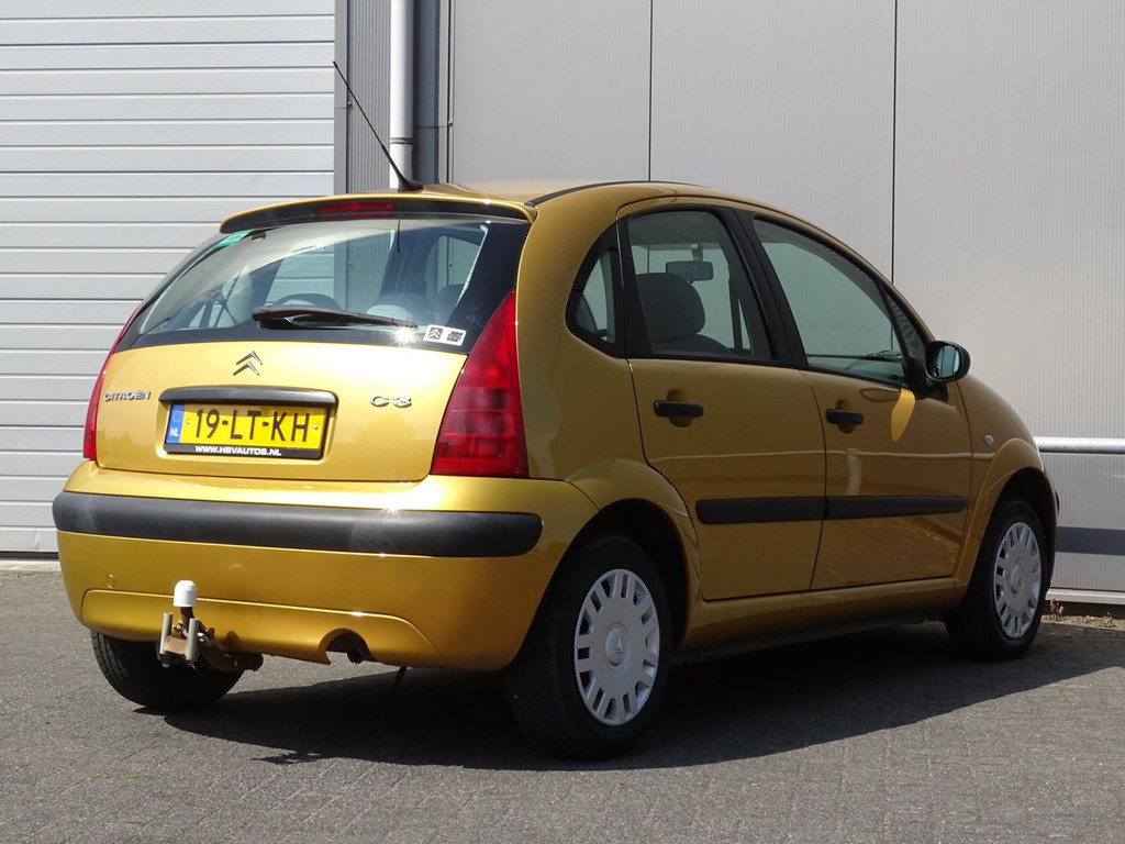 45241808-6.jpg