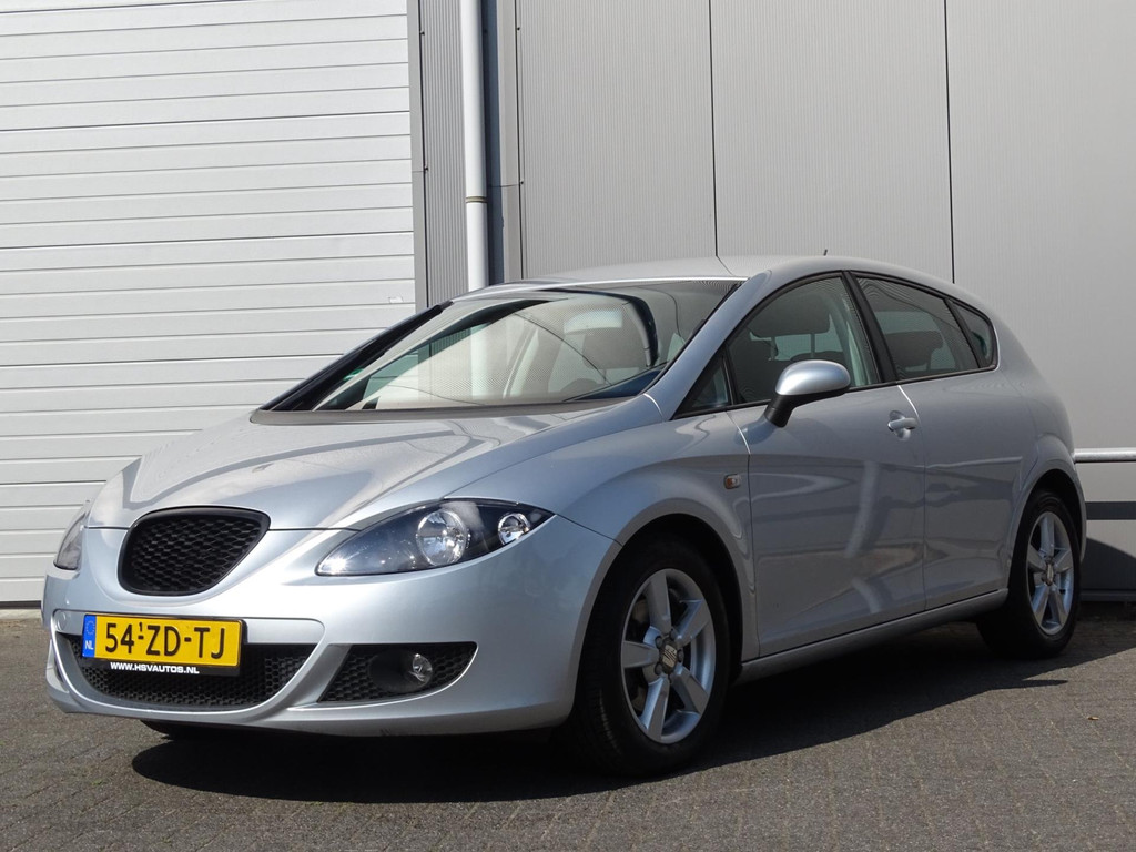 45375281-4.jpg