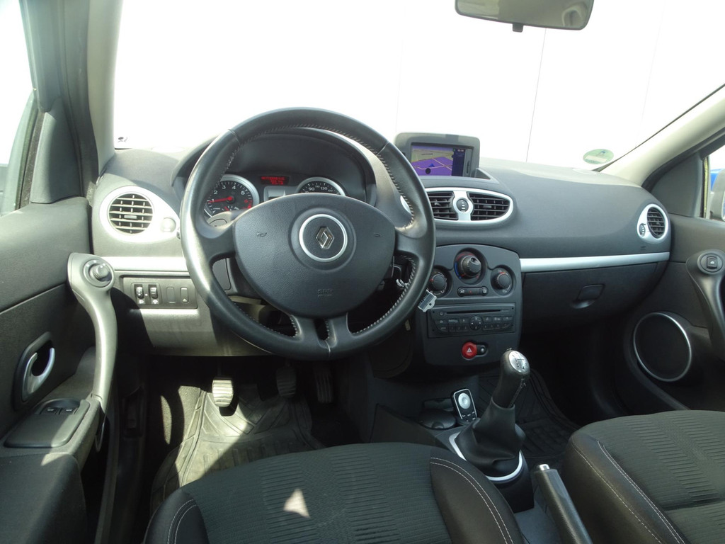 45907639-9.jpg