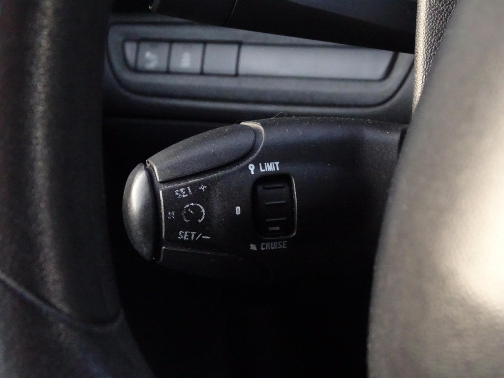 46126580-11.jpg