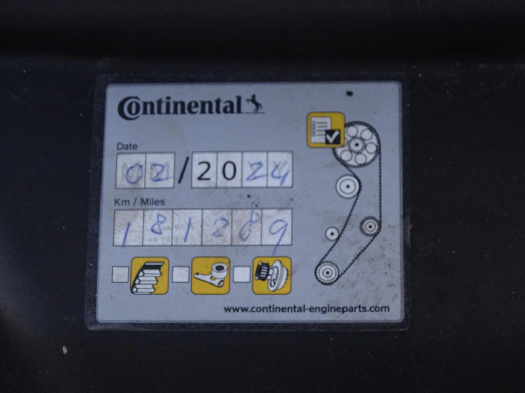 46126580-12.jpg