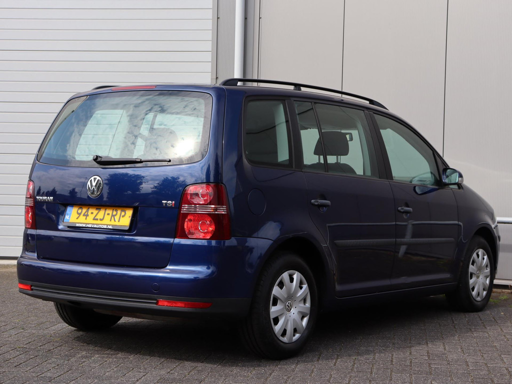 46149083-6.jpg