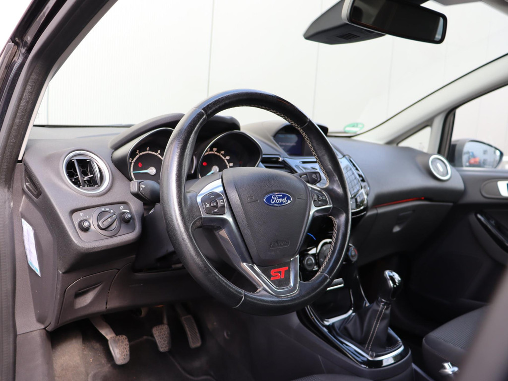 46220120-10.jpg