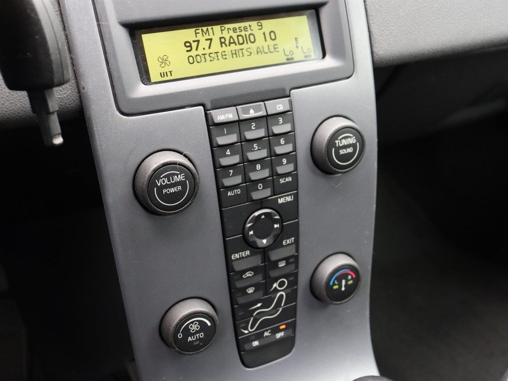 46249105-10.jpg