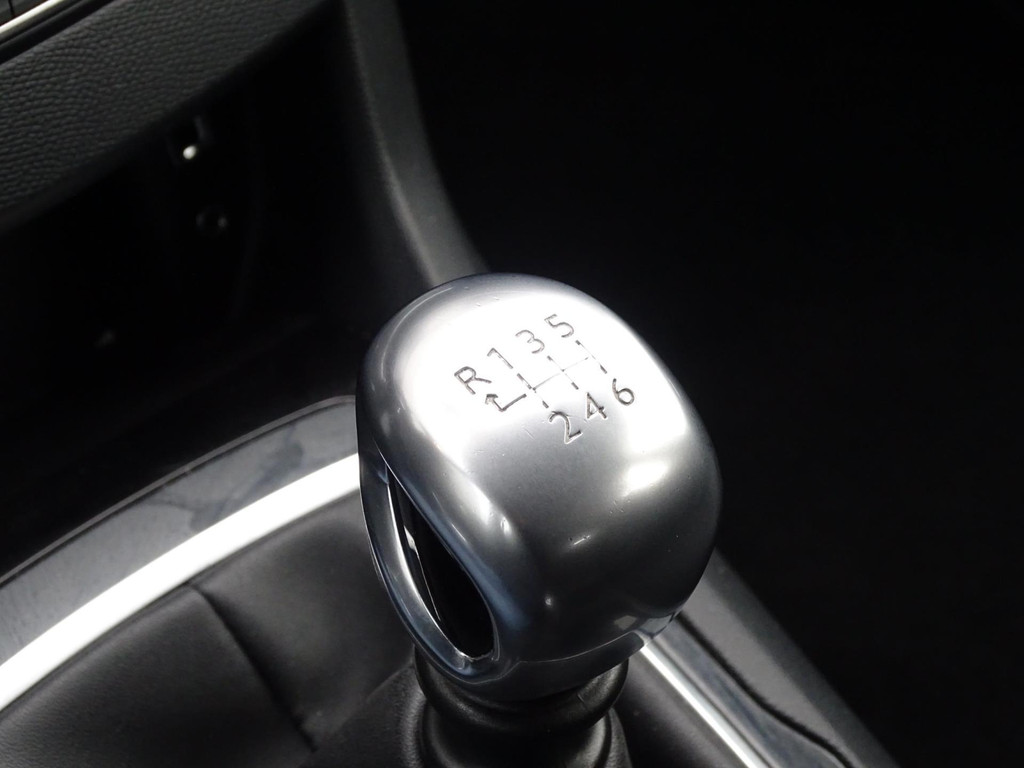 46479968-14.jpg