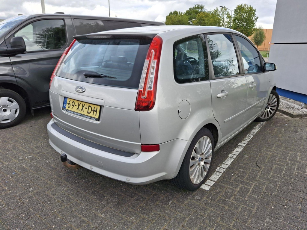46517099-4.jpg