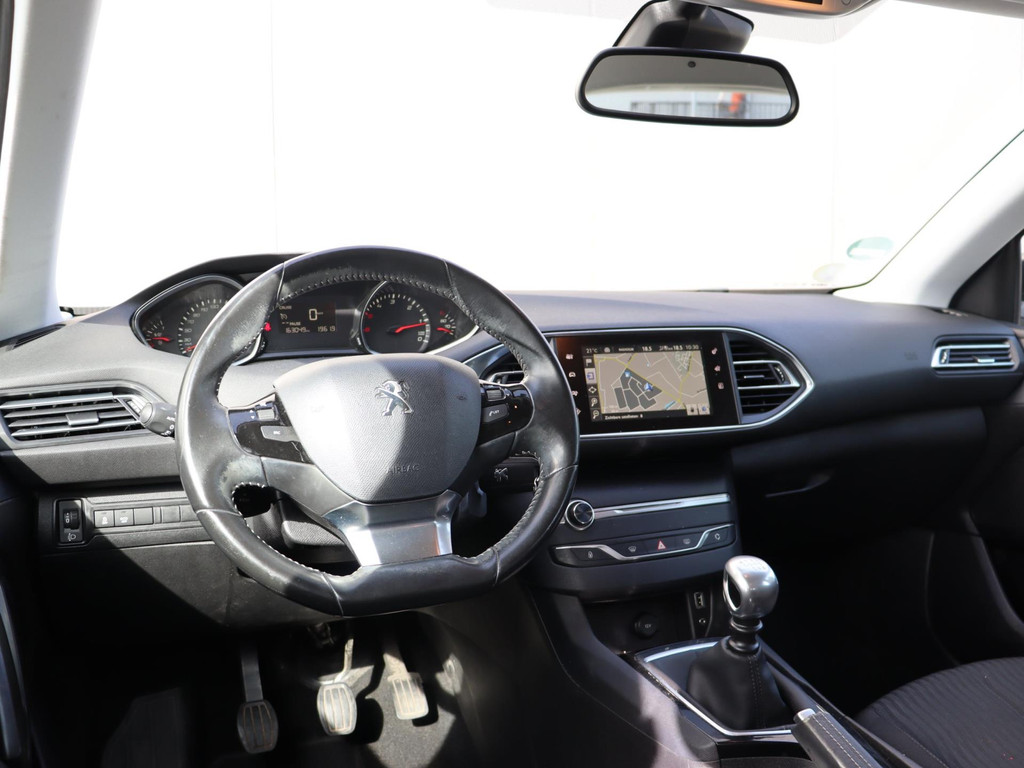 46717924-10.jpg
