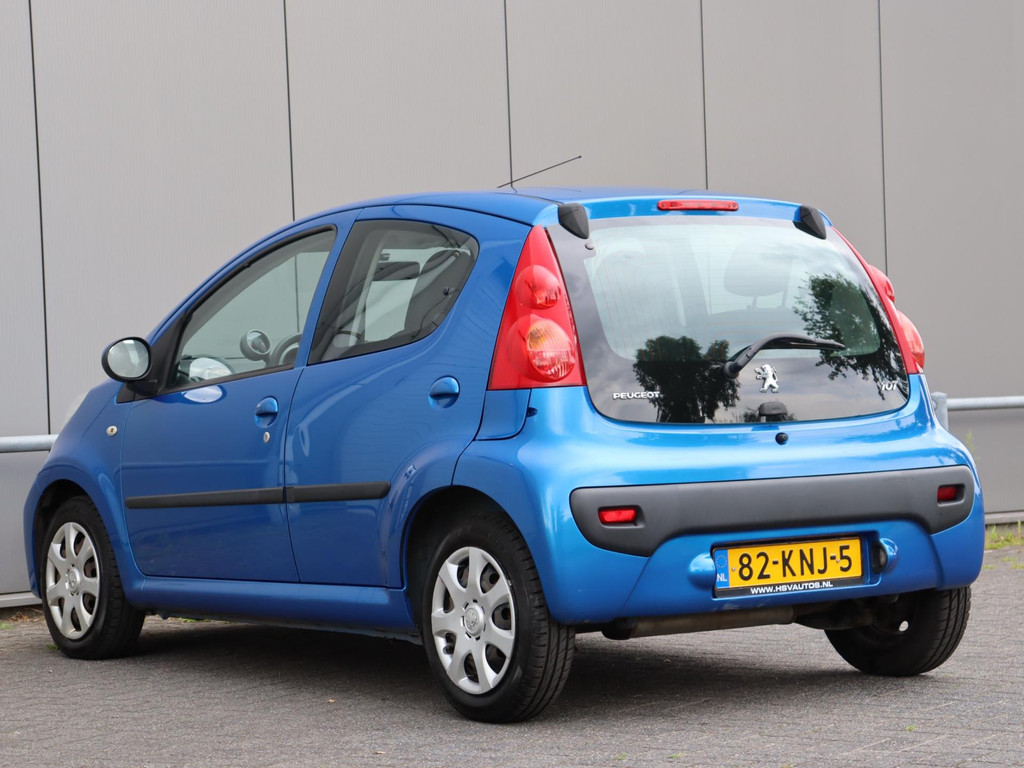 46759241-5.jpg