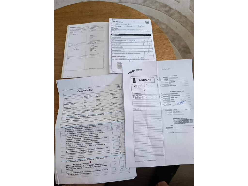 46826447-4.jpg