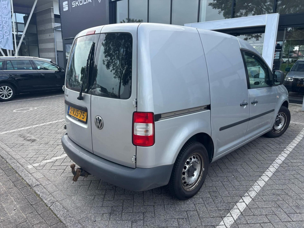 46955683-4.jpg