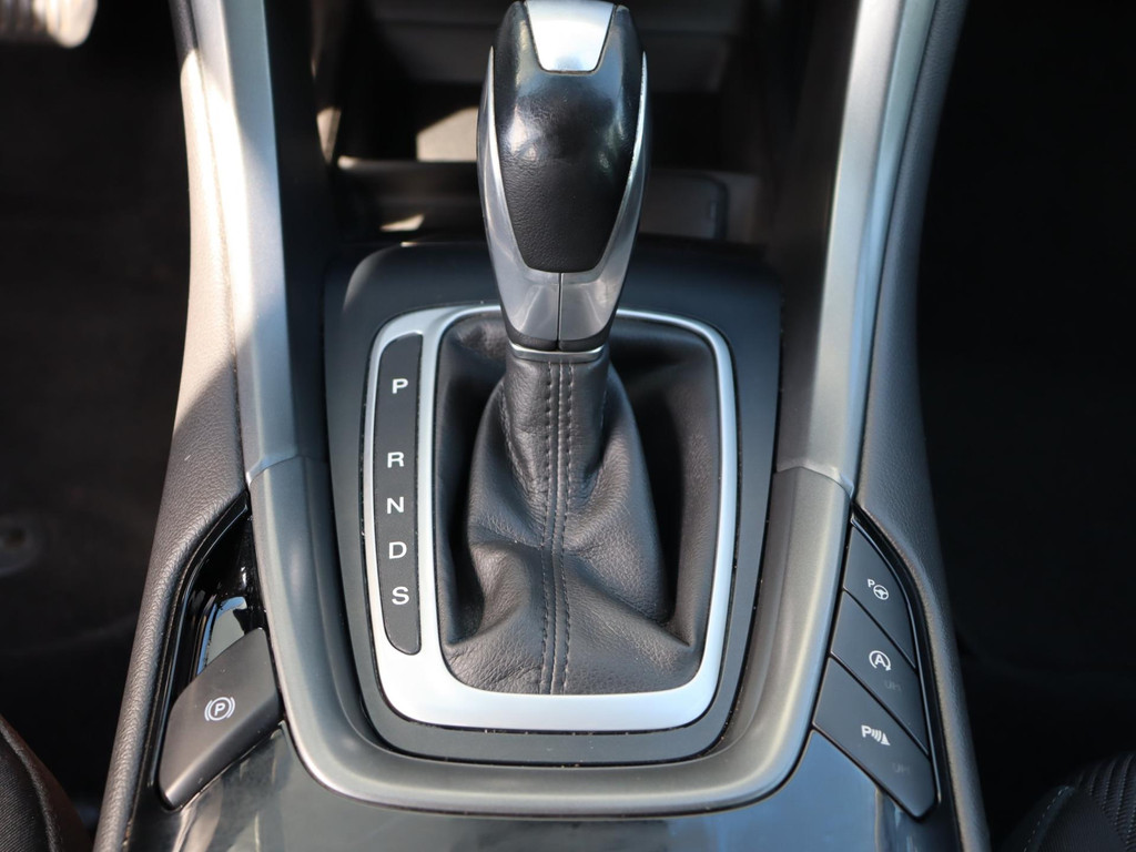 47072474-14.jpg