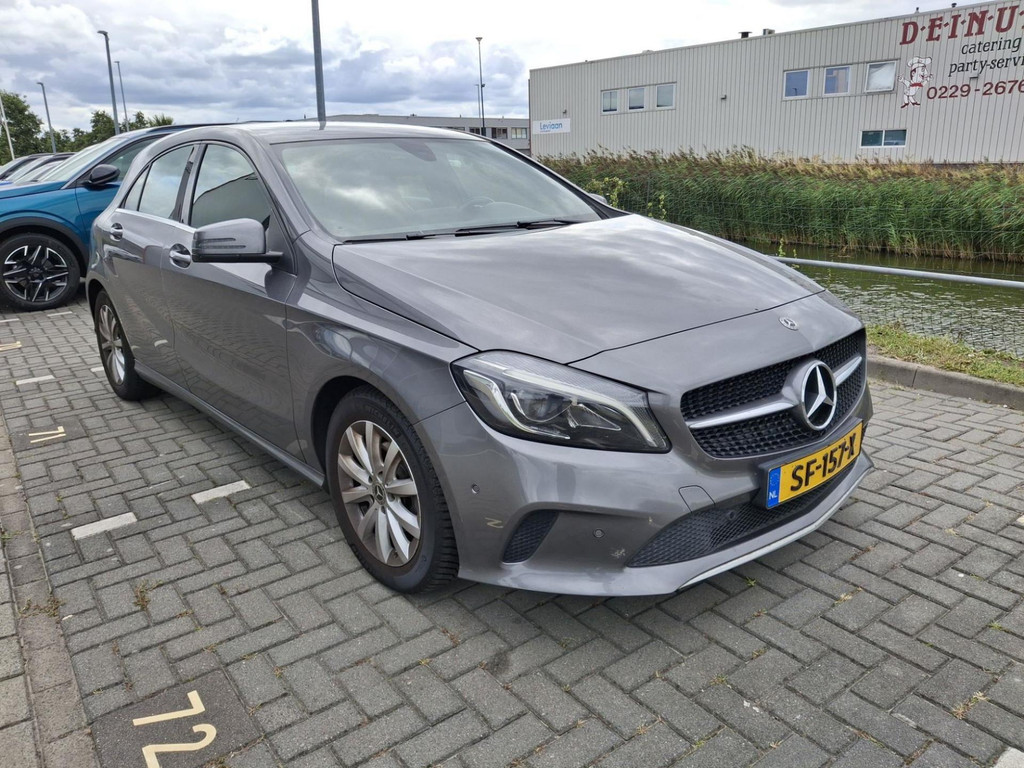 47811153-2.jpg