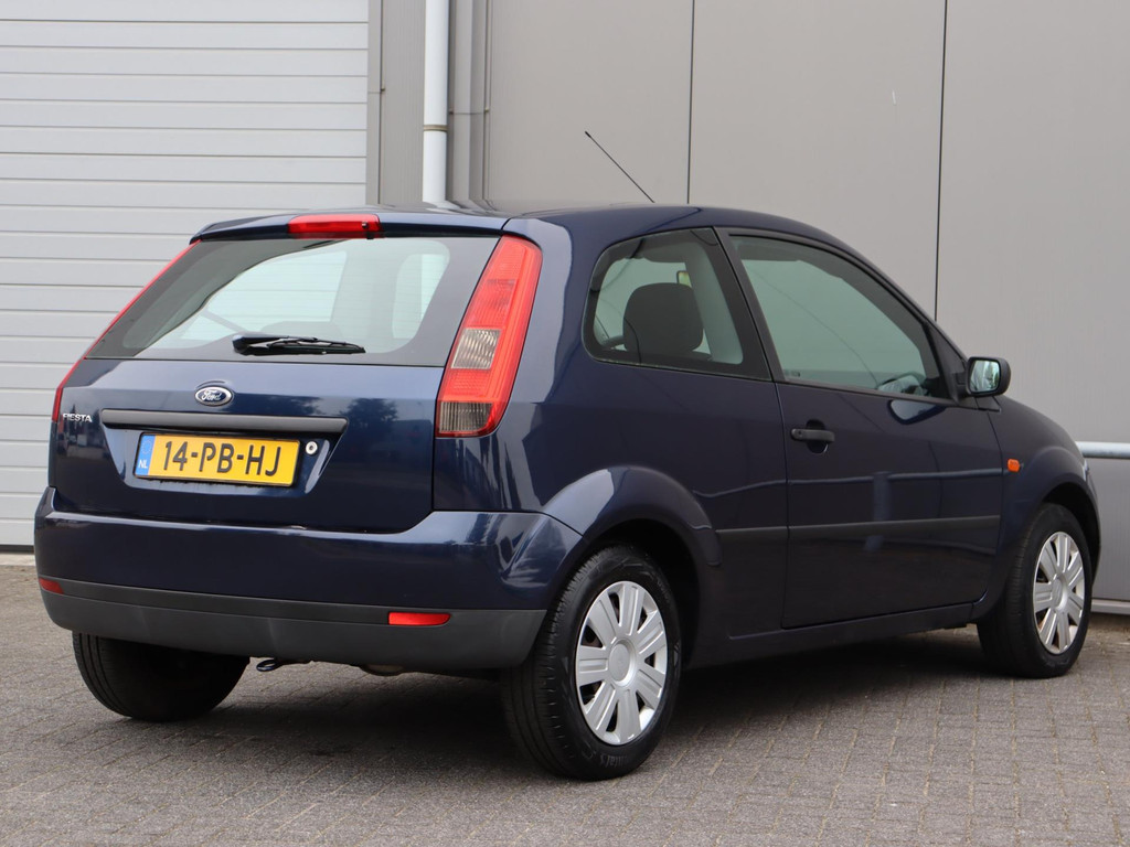 47919289-6.jpg